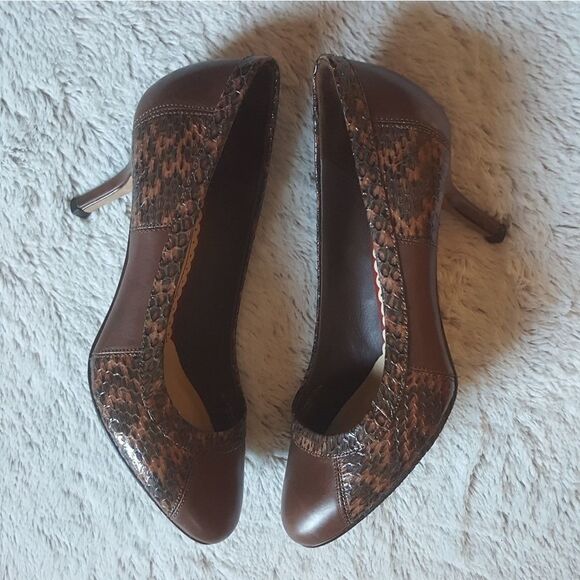 JOHNSTON & MURPHY Snake Print Heels Brown Womens Size 6 M - Picture 2 of 8